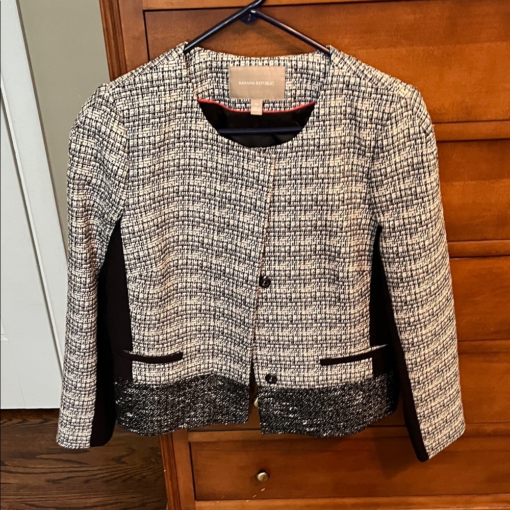 Banana Republic Black and White Tweed Blazer